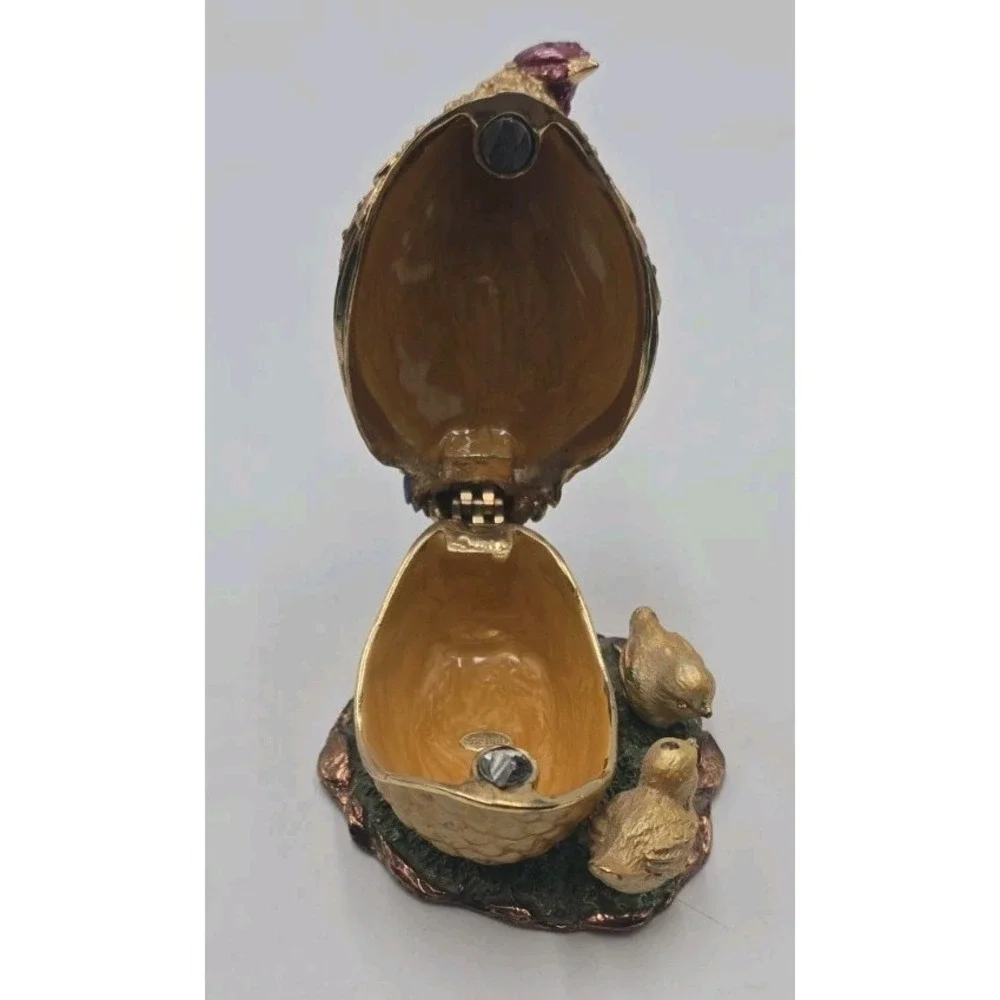 Leonardo Collection Secret Delights Mother Hen With Chicks Trinket box